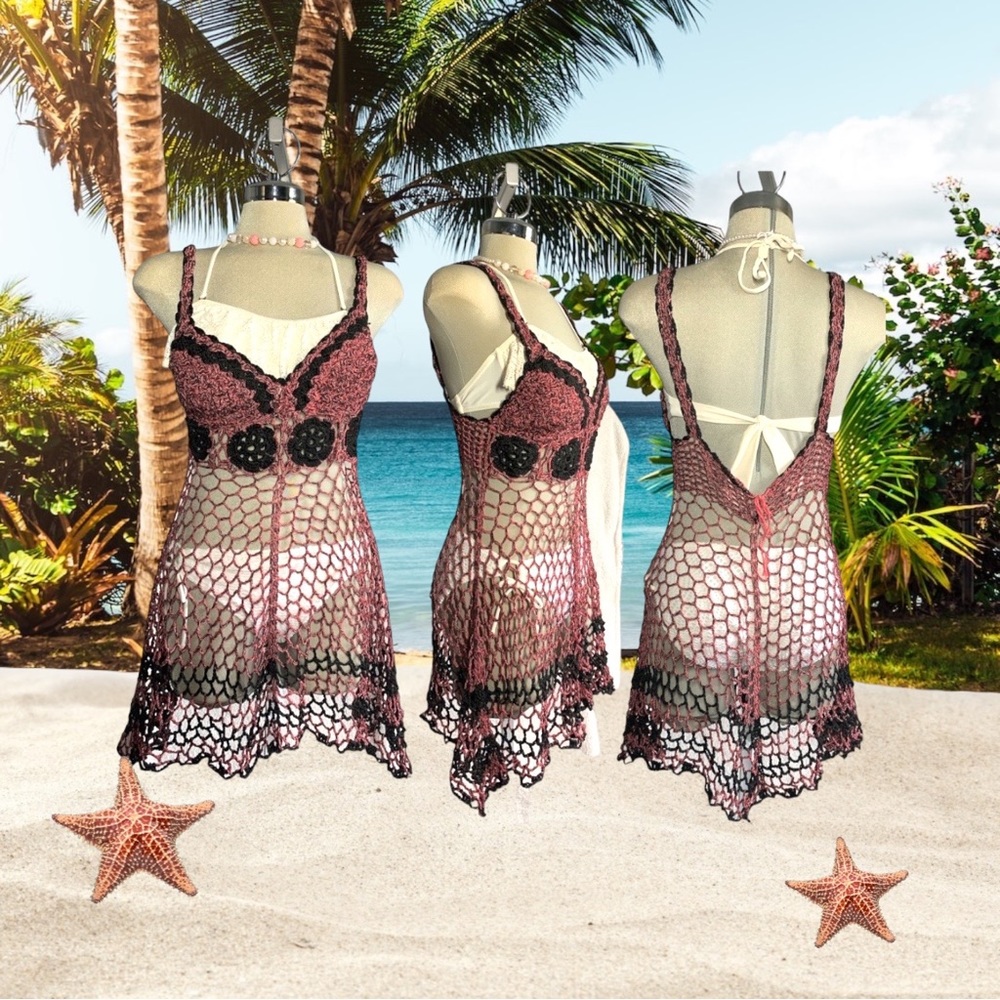 * NEW * Beach Cover Dress Crochet Handmade Black and Red Brown Sise S/M.